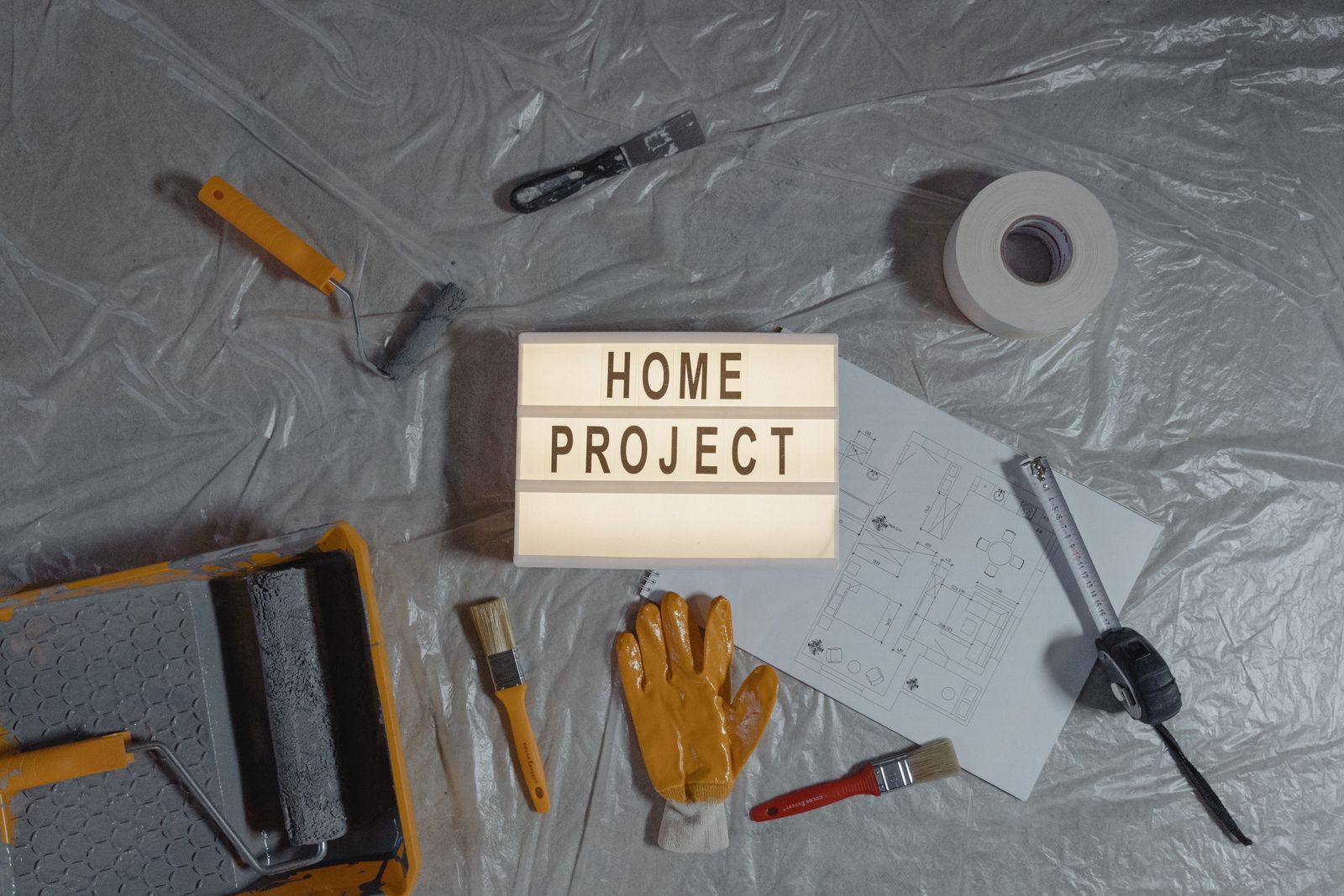 Outils organisés pour un projet de bricolage